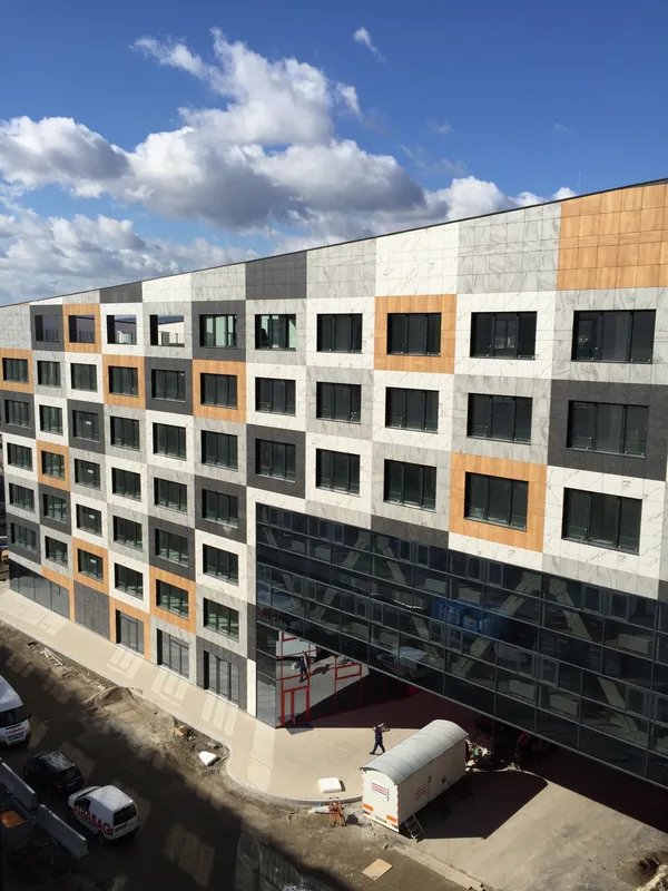 Fliesenarbeiten bei Krankenhaus Nord, 1210 Wien, Brünner Straße